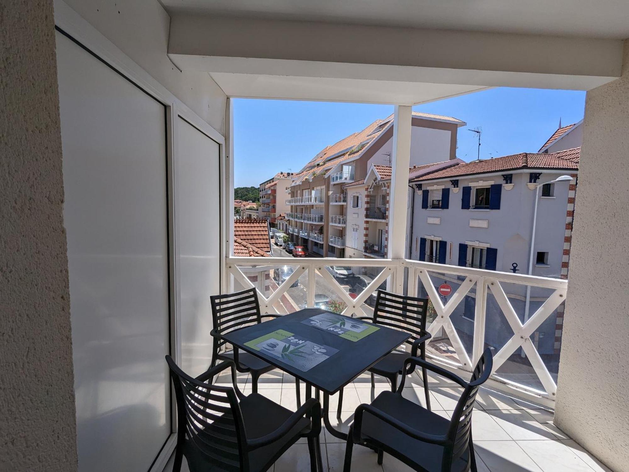Arcachon Centre : Charmant T2 Avec Loggia, Parking Securise Et Proche Plage - Fr-1-420-61 Eksteriør bilde